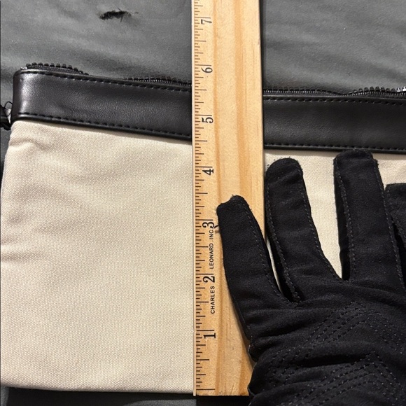 Black and Cream YSL Pouch - Picture 4 of 5